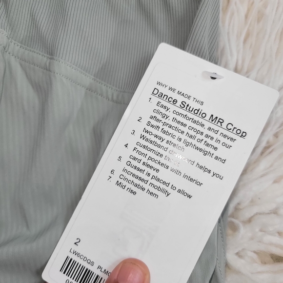 Lululemon Dance Studio MR Crop - Picture 7 of 10